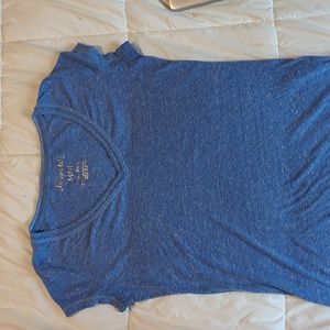 Aeropostale V-neck Tew